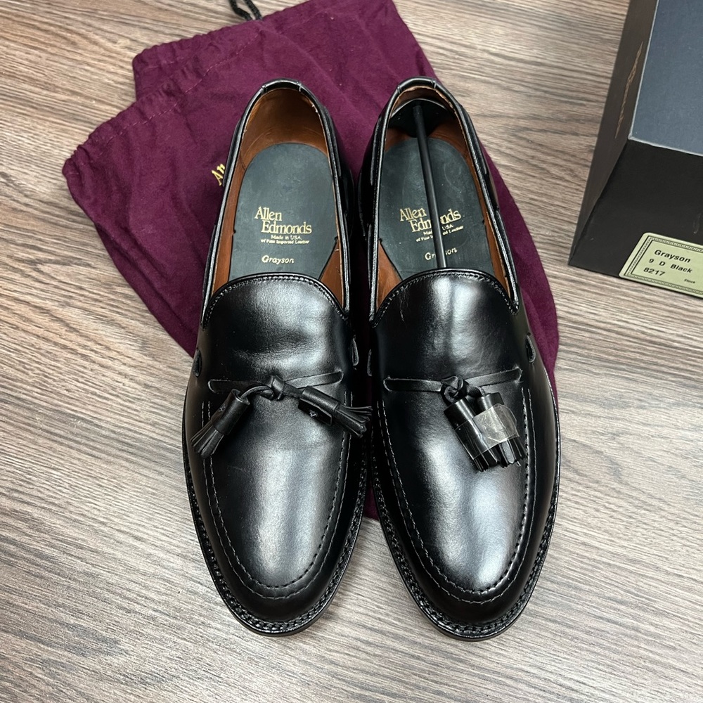 NEW Allen Edmonds Grayson Black Tassel Loafers 9 D - Picture 2 of 11